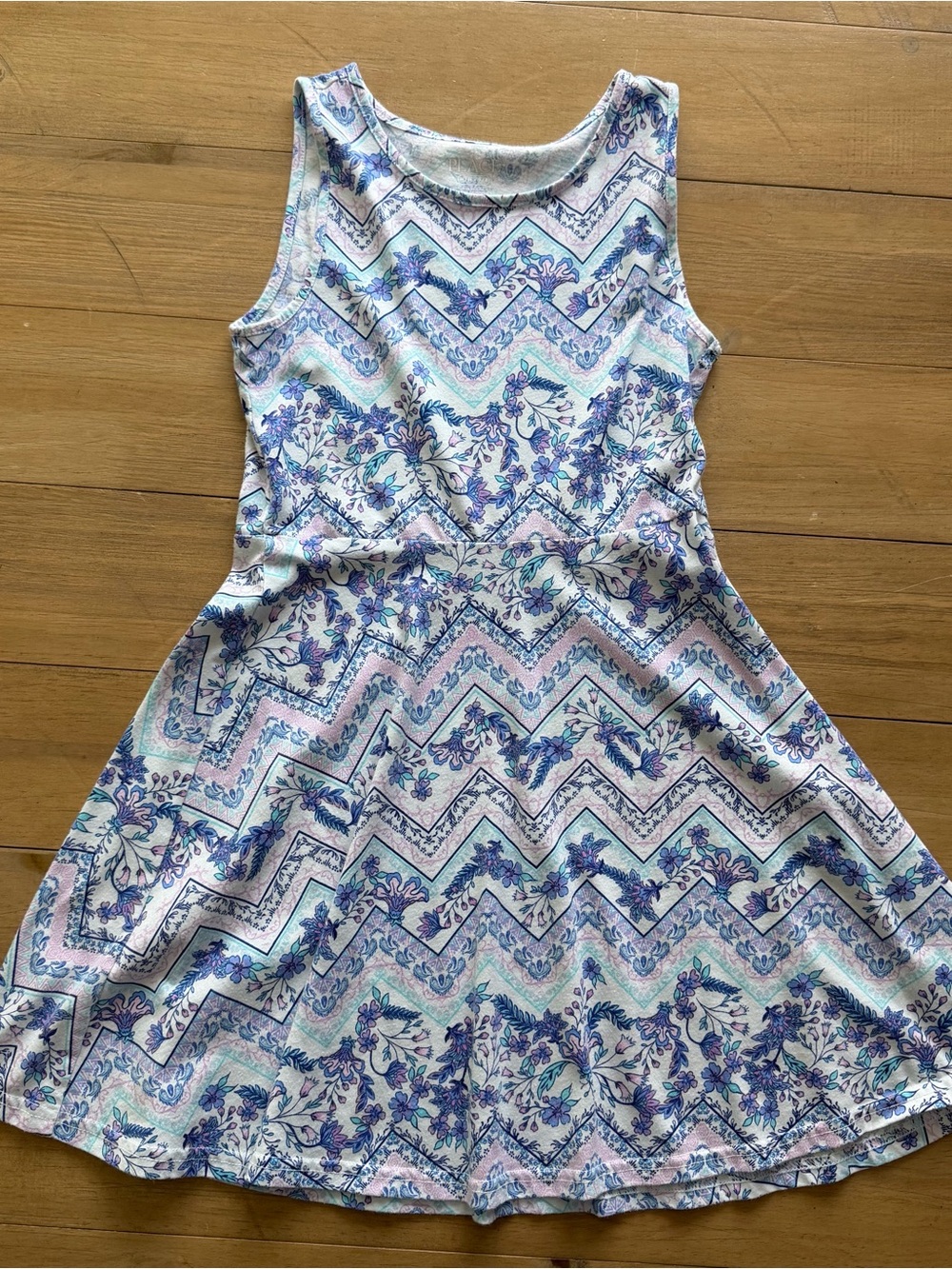 Sleeveless floral TCP dress